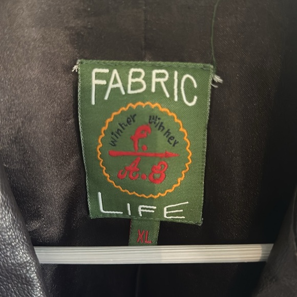 Leather jacket - Picture 4 of 16